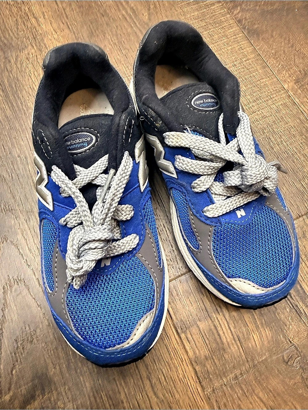 New Balance 2002R Sneakers Blue & Black US 13kids
